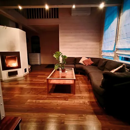 Aada By The Slopes Villa